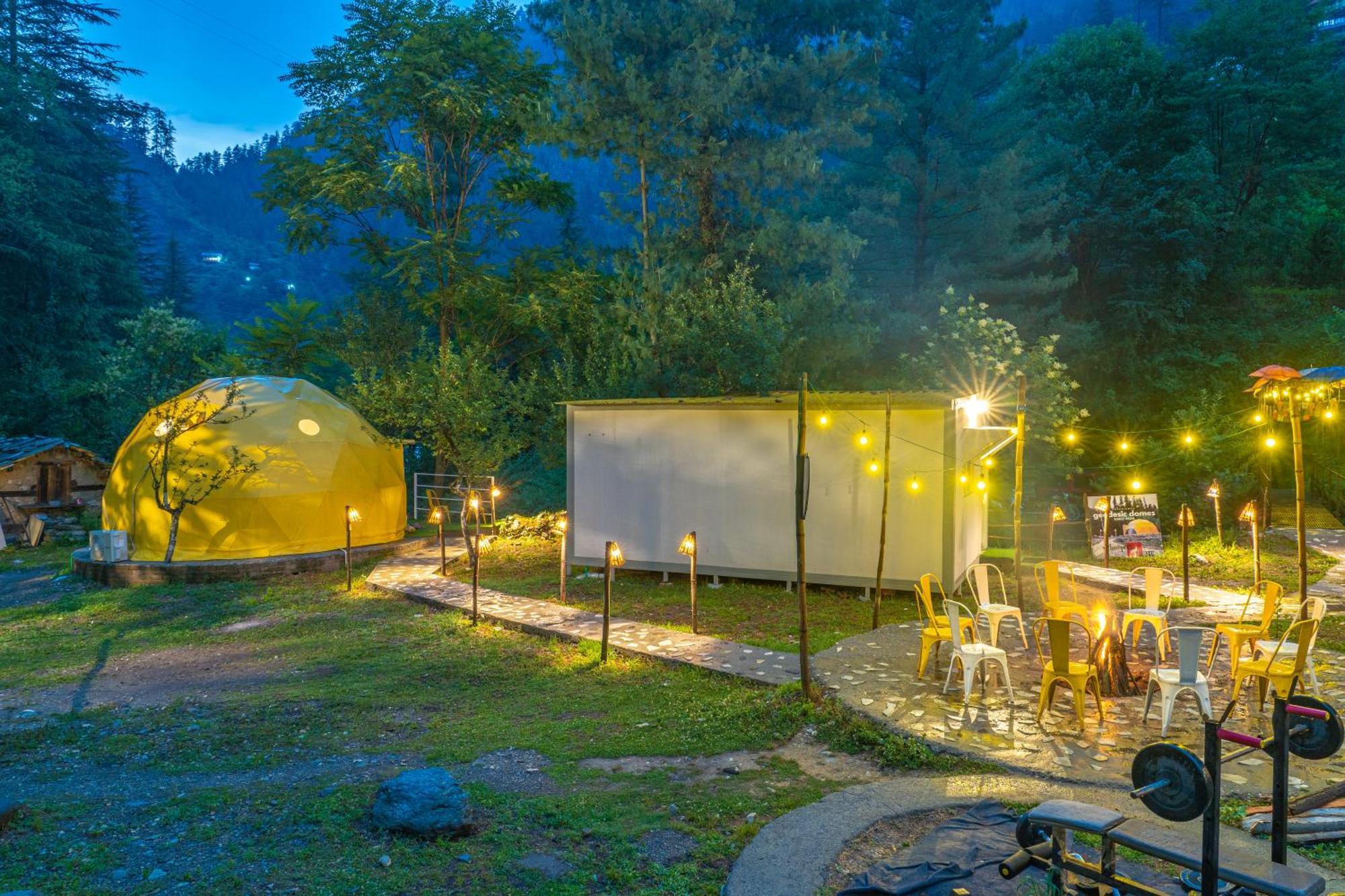 Whoopers Boutique Resort Jibhi Exteriör bild