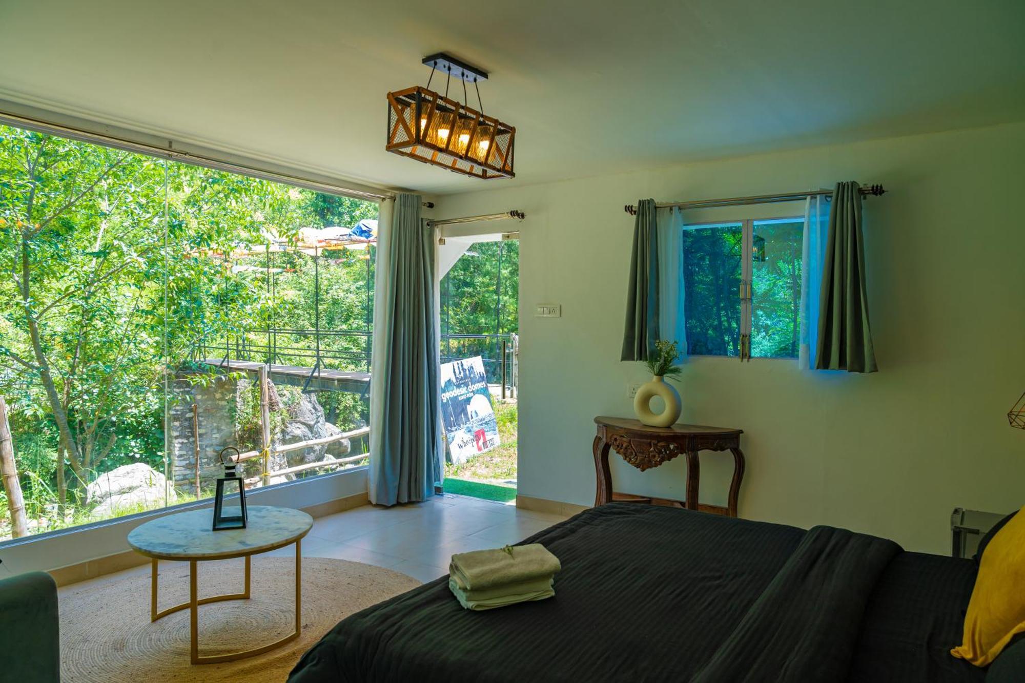 Whoopers Boutique Resort Jibhi Exteriör bild