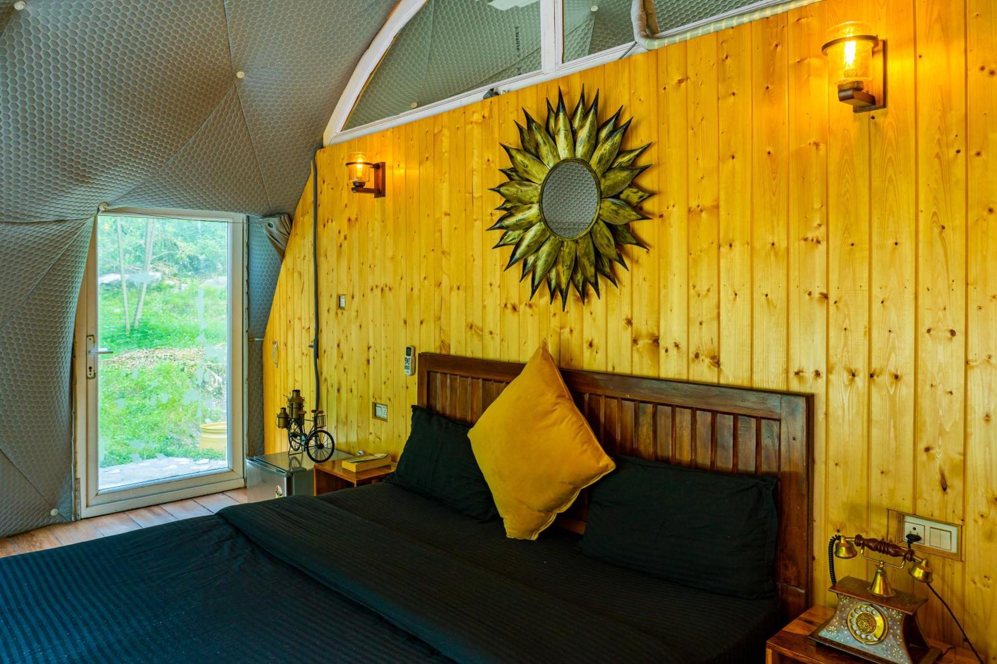 Whoopers Boutique Resort Jibhi Exteriör bild