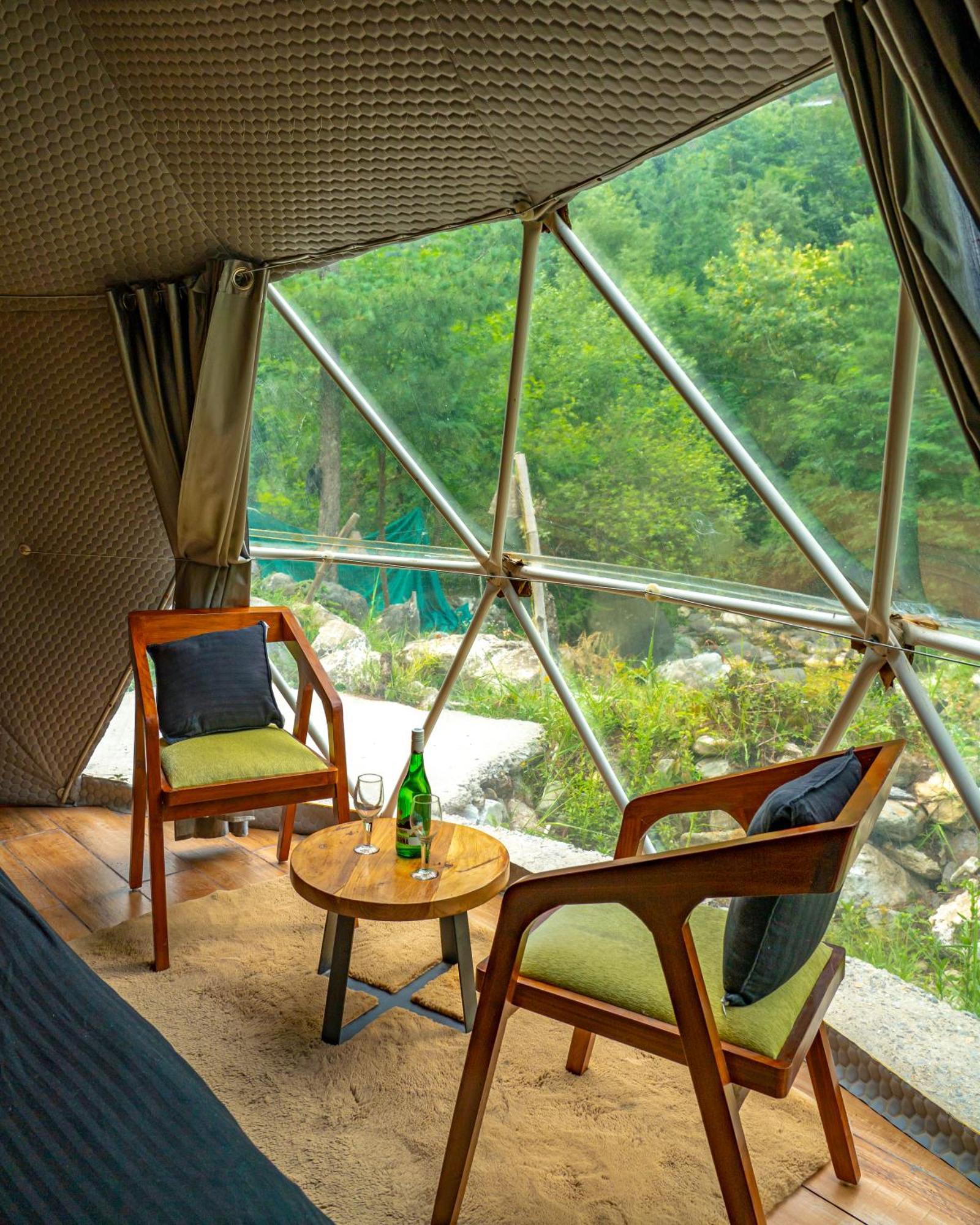 Whoopers Boutique Resort Jibhi Exteriör bild