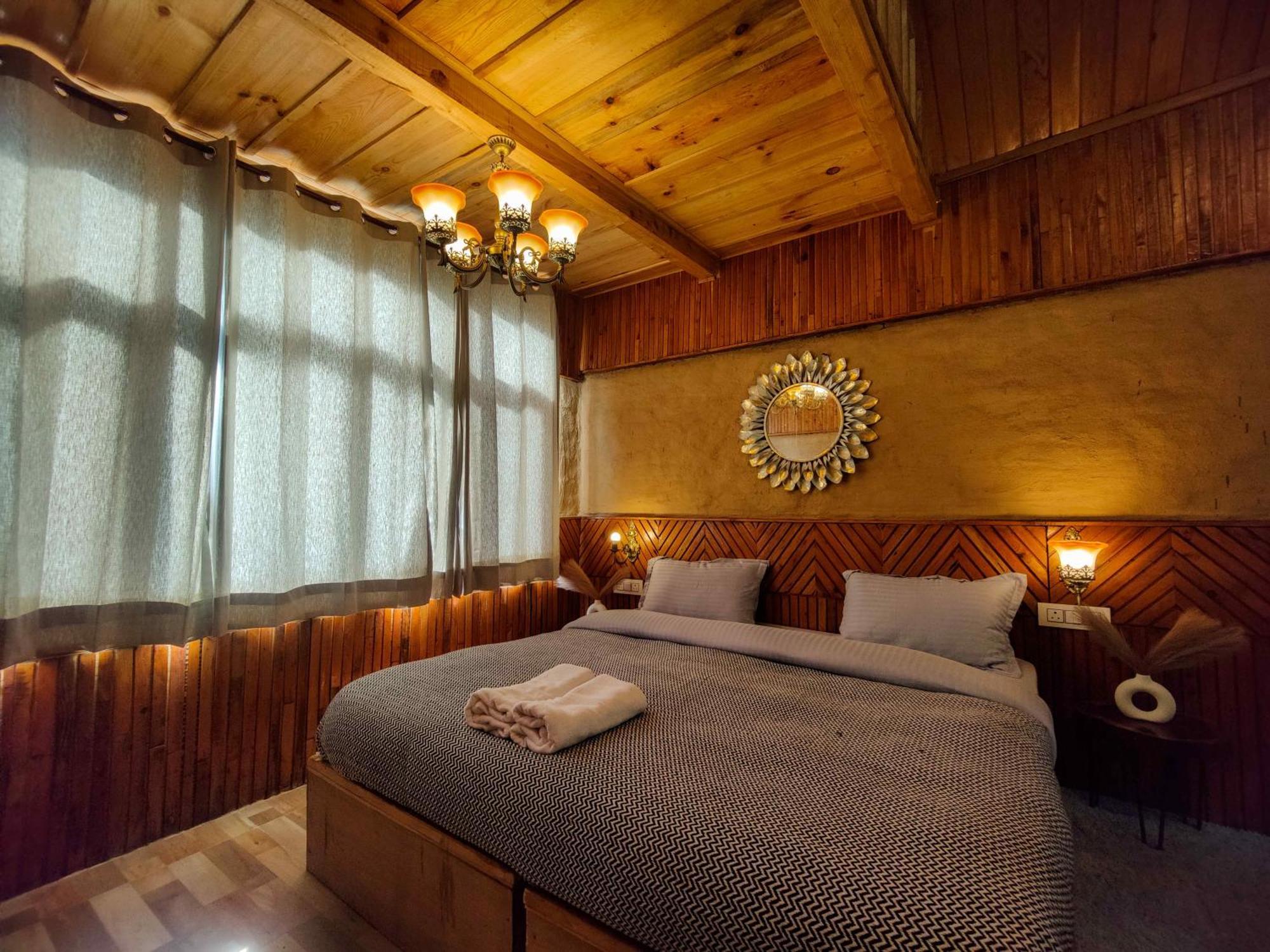 Whoopers Boutique Resort Jibhi Exteriör bild